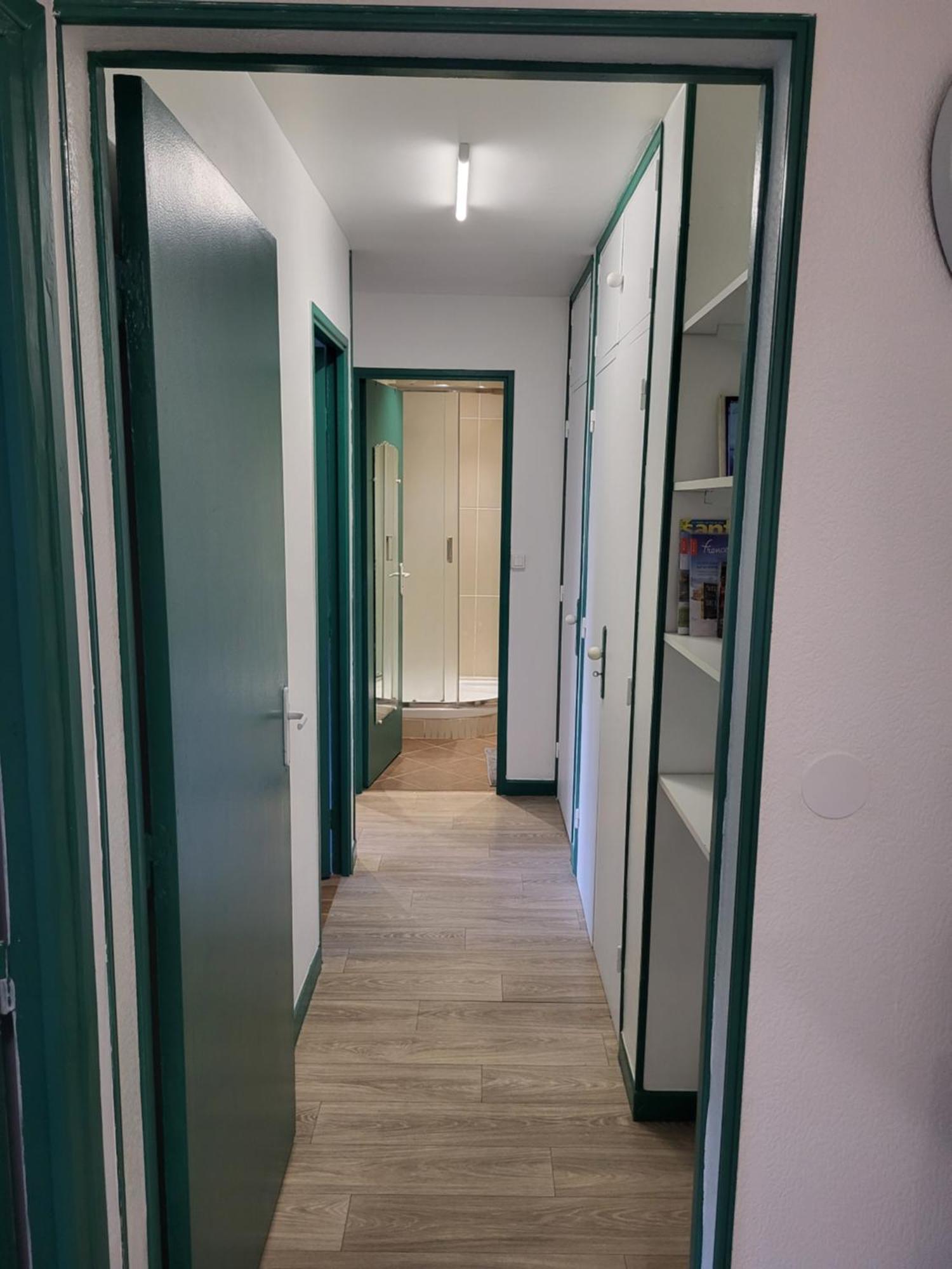 Private Room-3 In Hannana Apartment- 2 Min Walk To Tram 12 Min To Nice Train Station 15 Min To Massena Place Luaran gambar